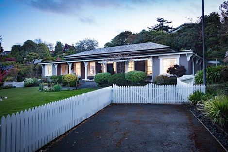 Photo of property in 37 Middleton Road, Kew, Dunedin, 9012