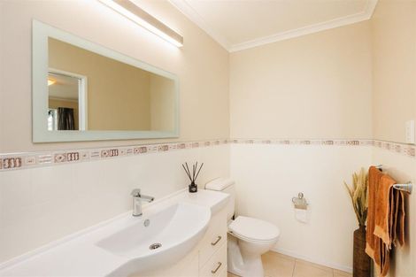 Photo of property in 19 Armagh Terrace, Marton, 4710