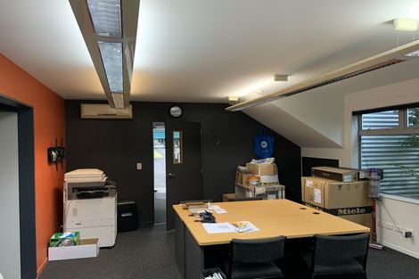 Photo of property in 1/108 Lincoln Road, Henderson, Auckland, 0610