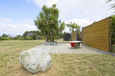 Photo of property in 20 Clifftop Lane, Cape Foulwind, 7892