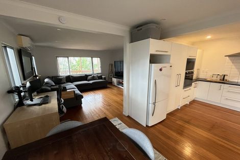 Photo of property in 66 Rimu Street, New Lynn, Auckland, 0600