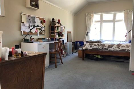 Photo of property in 4 Tutchen Avenue, Mount Victoria, Wellington, 6011