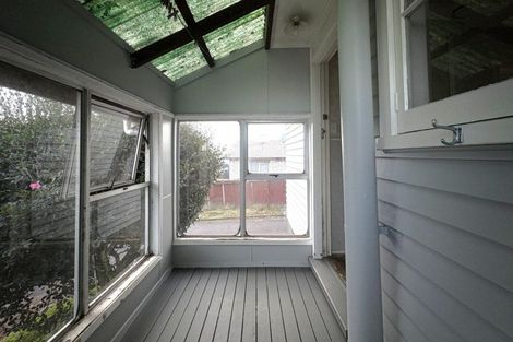 Photo of property in 1 Thomson Avenue, Dinsdale, Hamilton, 3204