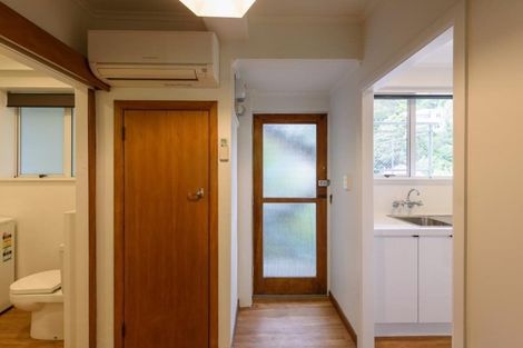 Photo of property in 146 Glenmore Street, Northland, Wellington, 6012