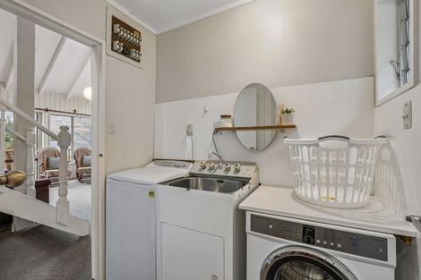 Photo of property in 21 Watts Road, Fernhill, Queenstown, 9300