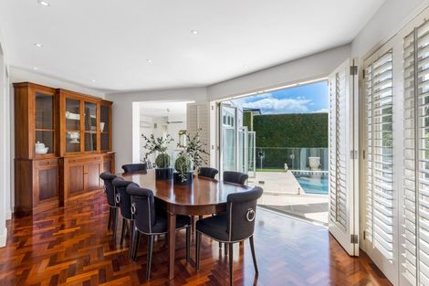 Photo of property in 12 Ronaki Road, Mission Bay, Auckland, 1071
