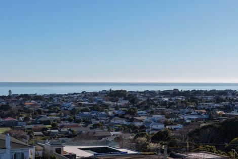 Photo of property in 28 Lismore Street, Strandon, New Plymouth, 4312