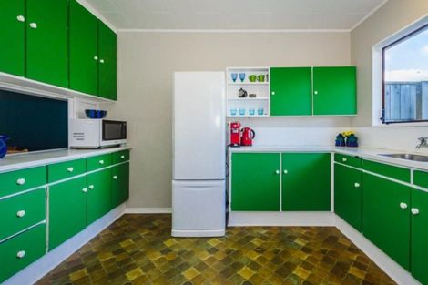 Photo of property in 70 Belvedere Avenue, Waikanae, 5036