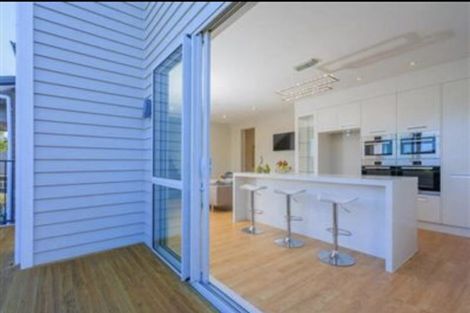 Photo of property in 5 Carex Way, Long Bay, Auckland, 0630