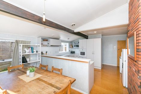 Photo of property in 146 Old Farm Road, Hamilton East, Hamilton, 3216