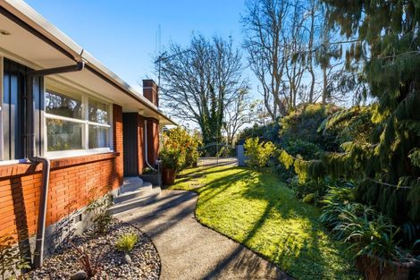 Photo of property in 14 Gerrand Place, Chedworth, Hamilton, 3210