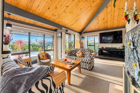 Photo of property in 527 Achilles Avenue, Whangamata, 3620