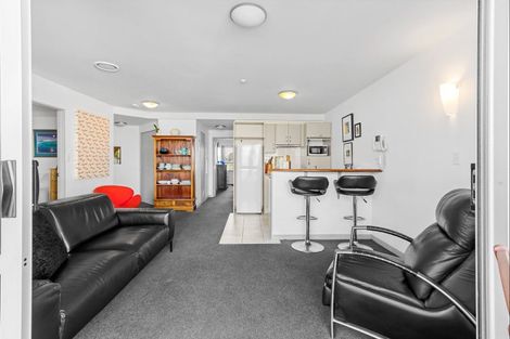 Photo of property in Anchorage Apartments, 311/36 Victoria Road, Mount Maunganui, 3116