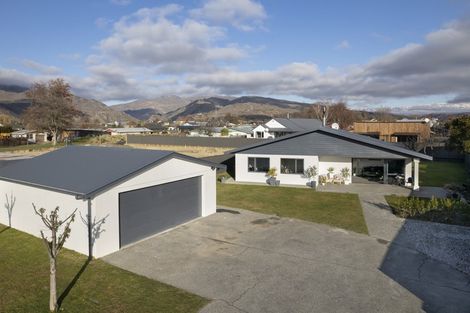 Photo of property in 11 Clare Place, Cromwell, 9310