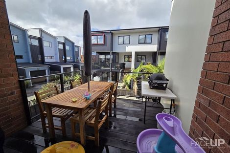 Photo of property in 13 William Stratton Lane, Hobsonville, Auckland, 0616