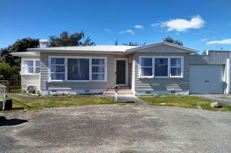 Photo of property in 7 Eton Place, Levin, 5510