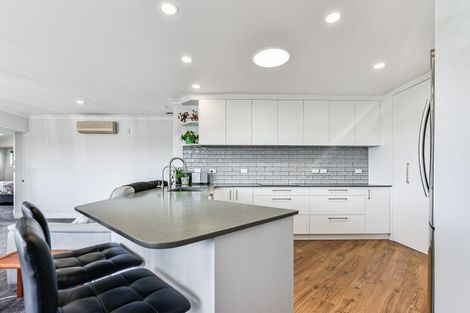 Photo of property in 21 Highgrove Drive, Grandview Heights, Hamilton, 3200