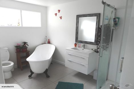 Photo of property in 26 Ocean Road, Surfdale, Waiheke Island, 1081