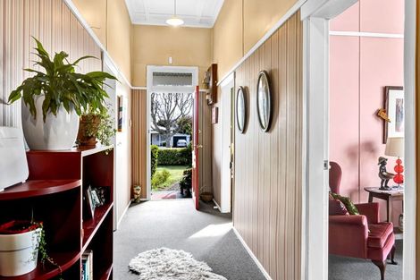 Photo of property in 49 Egmont Street, Hawera, 4610