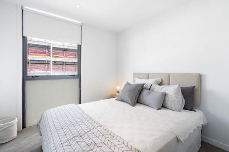 Photo of property in Halsey Apartments At Lighter Quay, 506/77 Halsey Street, Auckland Central, Auckland, 1010