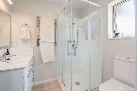 Photo of property in 3b Pine Road, Orewa, 0931