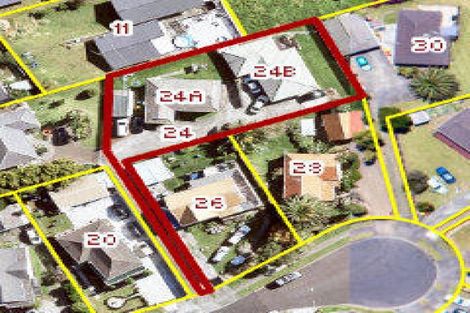 Photo of property in 2/24 Mcquarrie Avenue, Wattle Downs, Auckland, 2103