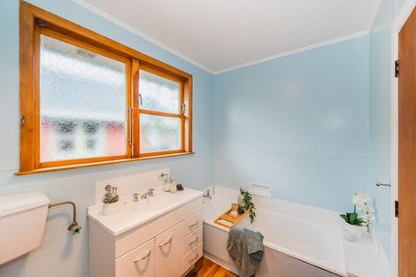 Photo of property in 53 Gray Avenue, Paraparaumu Beach, Paraparaumu, 5032