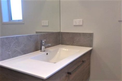 Photo of property in 15 Raynor Crescent, Pyes Pa, Tauranga, 3112