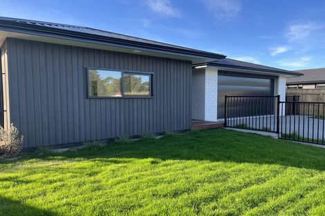 Photo of property in 3 Te Puke Te Ao Way, Otaki, 5512
