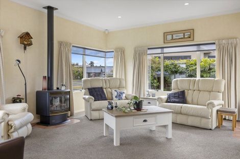 Photo of property in 21 Whetu Place, Nukuhau, Taupo, 3330