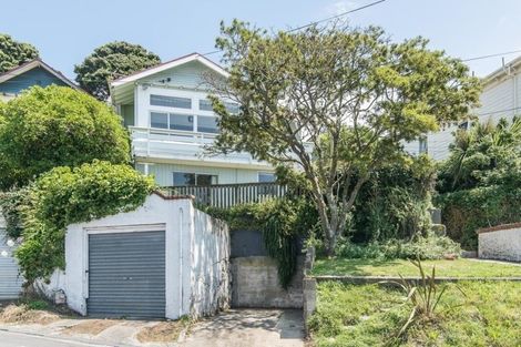 Photo of property in 16 Rodrigo Road, Kilbirnie, Wellington, 6022