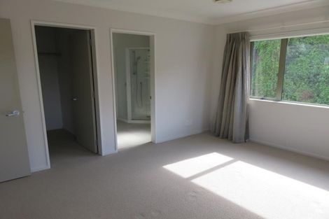 Photo of property in 15 Wantwood Grove, Churton Park, Wellington, 6037