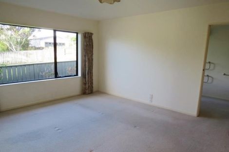 Photo of property in 5 Kellyville Heights, Merrilands, New Plymouth, 4312