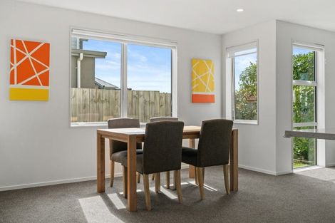 Photo of property in 16 Hakaro Way, Takanini, 2112