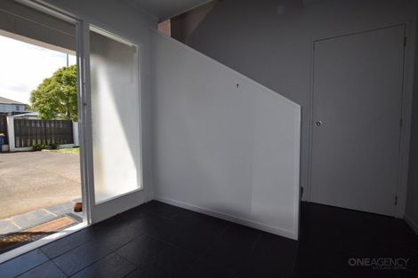 Photo of property in 63 Kirby Street, Glendene, Auckland, 0602