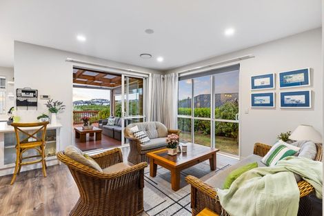 Photo of property in 21 Flavell Drive, Orewa, 0931