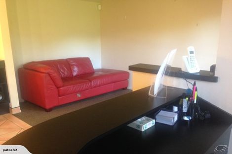 Photo of property in 302 Park Road, Hokowhitu, Palmerston North, 4410