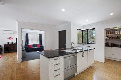 Photo of property in 59 Marendellas Drive, Bucklands Beach, Auckland, 2014