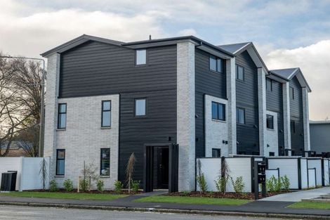 Photo of property in 2/6a Taramea Place, Addington, Christchurch, 8024