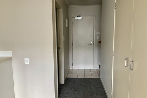 Photo of property in 24/8 Carolina Place, Albany, Auckland, 0632