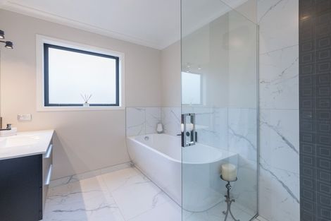 Photo of property in 17 Clairmont Heights, Stoke, Nelson, 7011