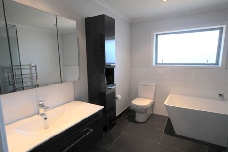 Photo of property in 18 Moloney Terrace, Pukekohe, 2120