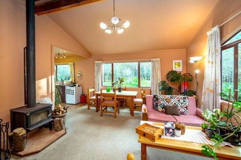 Photo of property in 265 No 1 Line, Tauwharenikau, Featherston, 5771