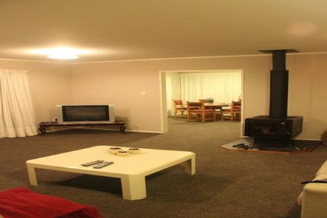 Photo of property in 19 Ward Place, Richmond Heights, Taupo, 3330
