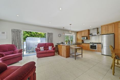 Photo of property in 80 Queens Grove, Hutt Central, Lower Hutt, 5010
