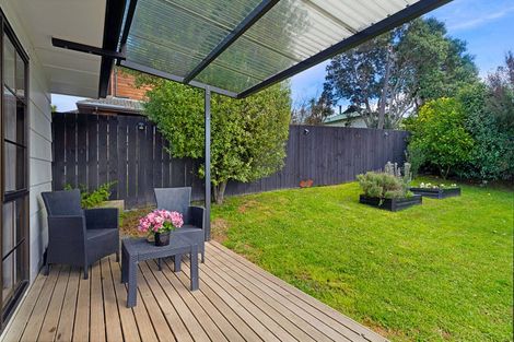 Photo of property in 15 Denarius Lane, Glendene, Auckland, 0602