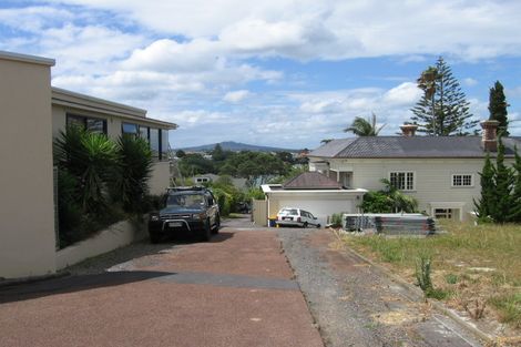 Photo of property in 23 Hinemoa Street, Birkenhead, Auckland, 0626
