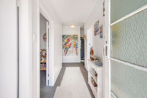 Photo of property in 20 Miro Street, Castlecliff, Whanganui, 4501