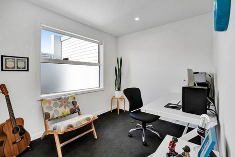 Photo of property in 54 Ainslee Street, Highlands Park, New Plymouth, 4312