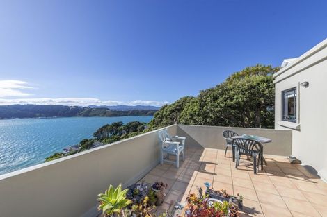 Photo of property in 2/79 Grafton Road, Roseneath, Wellington, 6011